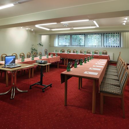 Hotel Bartan Gdansk Seaside Бизнес фото
