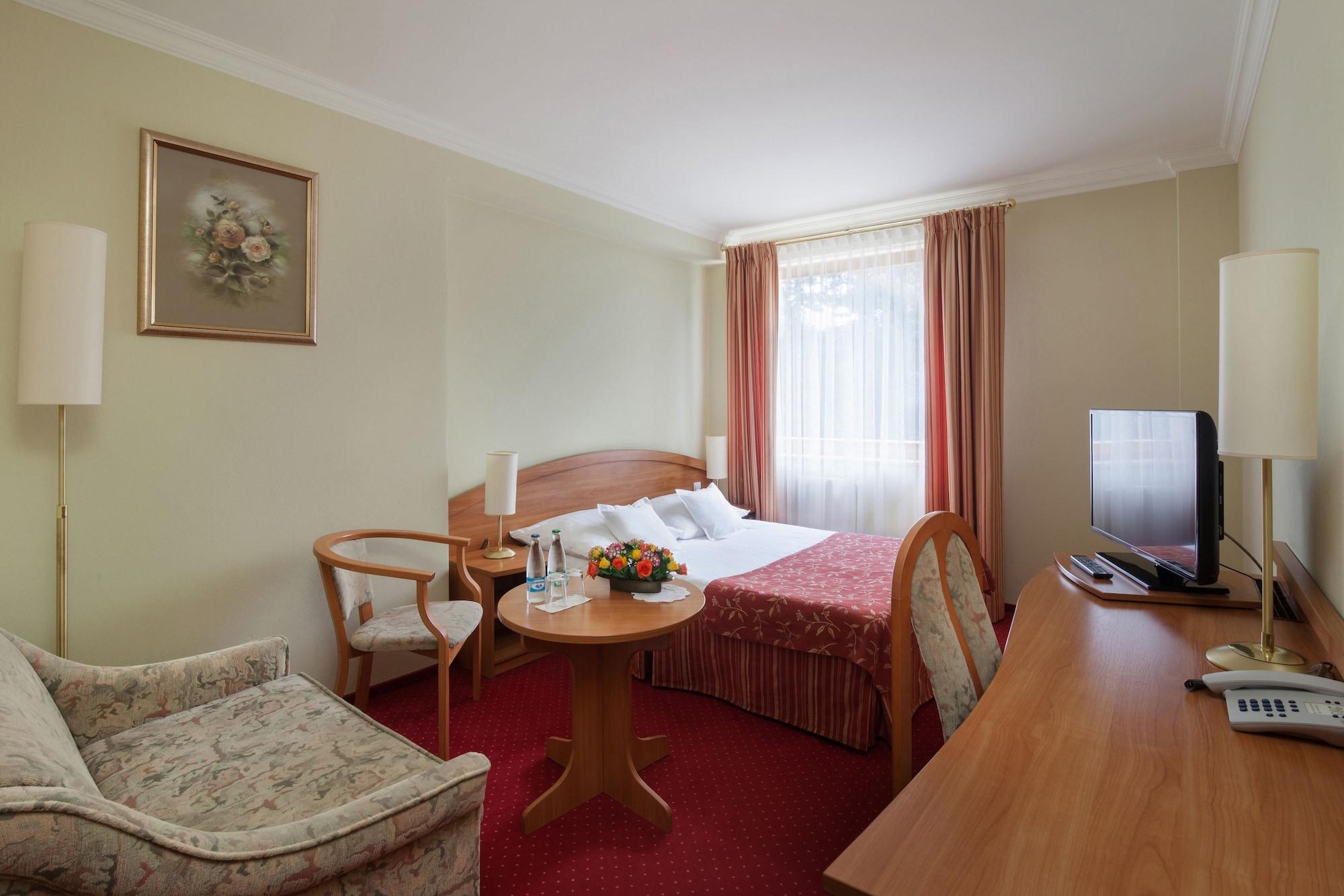 Hotel Bartan Gdansk Seaside Экстерьер фото