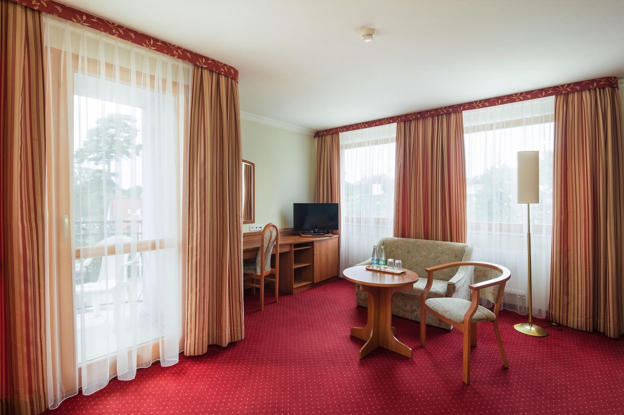 Hotel Bartan Gdansk Seaside Экстерьер фото